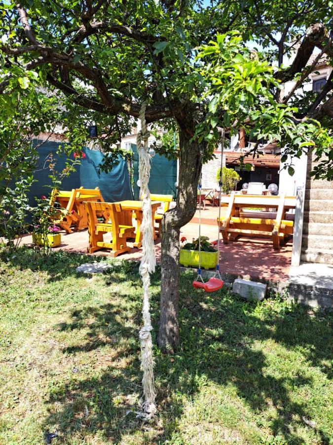Sobe Anja Brtonigla Exterior foto